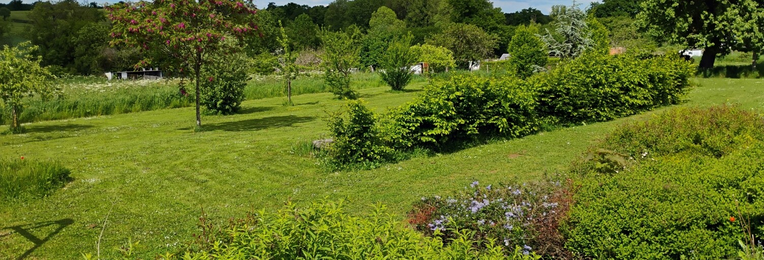 Divers 10 Pièces 440 m² à vendre à Boussac-Bourg (23600)