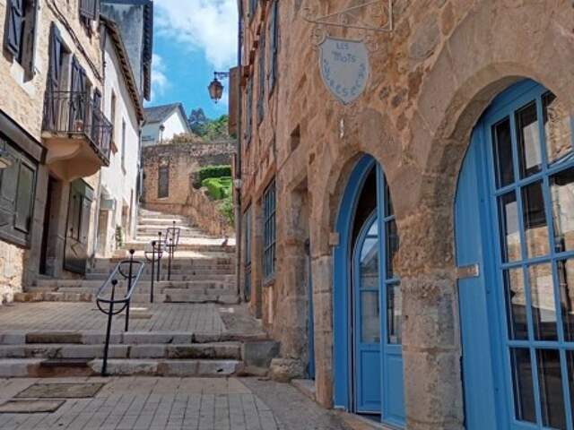 Immeuble à Terrasson-Lavilledieu — photo du bien