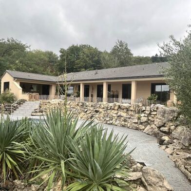 Maison 5 pièces 391123 €