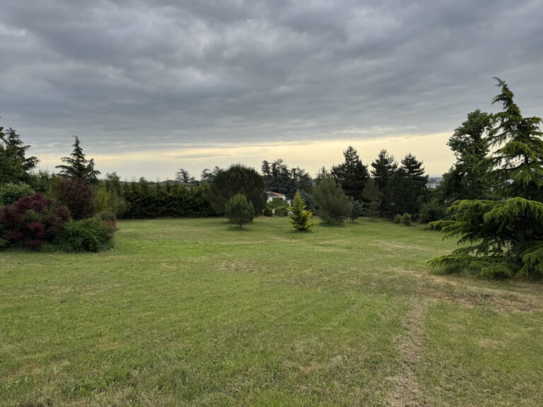 BEAU TERRAIN A BATIR SUR LES HAUTEURS D'ANNONAY — photo 1
