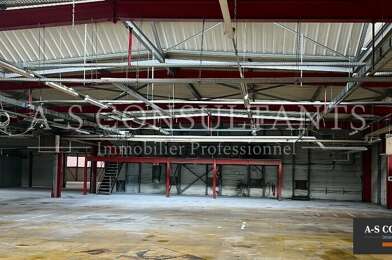 Local industriel  948000 €