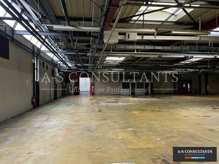 BATIMENT INDUSTRIEL A VENDRE — photo 1
