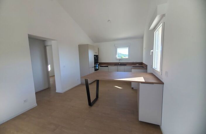 MAGNIFIQUE APPARTEMENT T3 A ROGNAC — photo 4