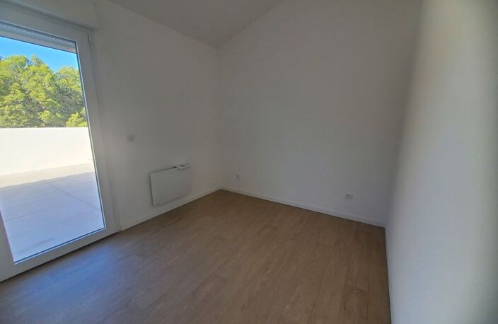 MAGNIFIQUE APPARTEMENT T3 A ROGNAC — photo 5