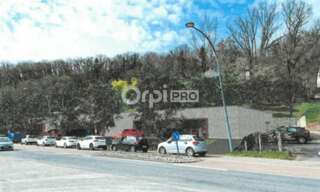 Commerce  990 m² à louer à Malemort (19360)