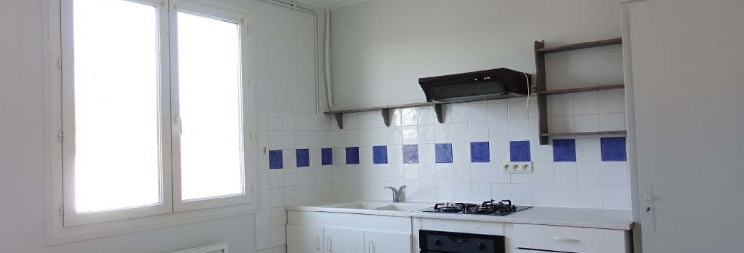 Appartement 3 Pièces 80 m² à louer à Ruoms (07120)