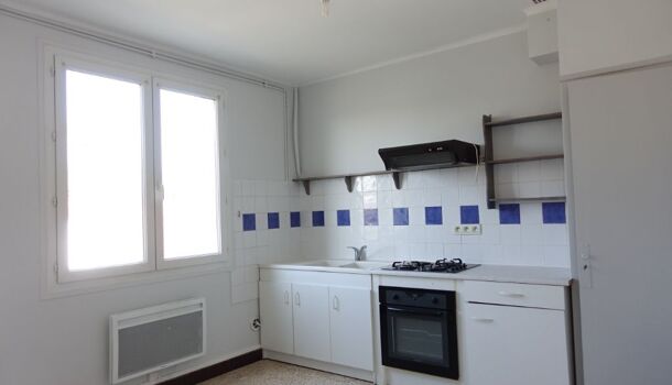 Appartement 3 pièces  à louer Ruoms 07120