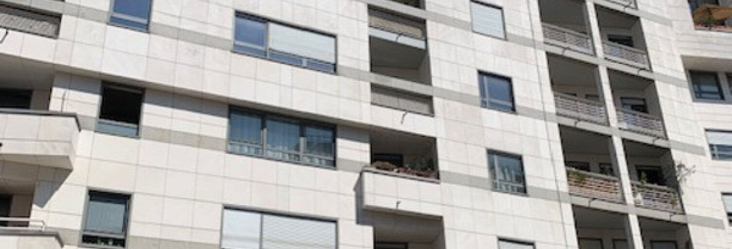 Bureau 3 Pièces 62 m² à vendre à Paris 20 (75020)