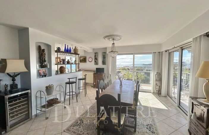 ANTIBES-Vue Féérique-Dernier étage-164 m² — photo 3