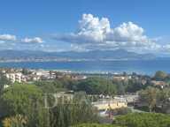 ANTIBES-Vue Féérique-Dernier étage-164 m² — photo 4