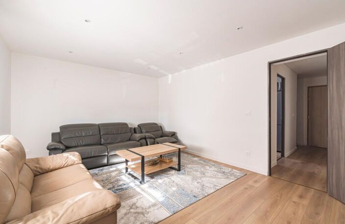 Appartement À Vendre — photo 3