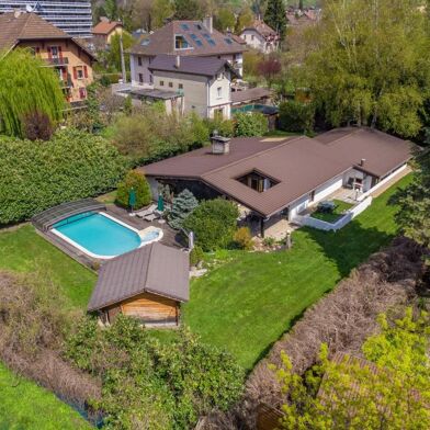 Maison 4 pièces 620000 €