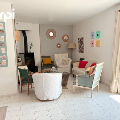 Maison 7 pièces 357400 €