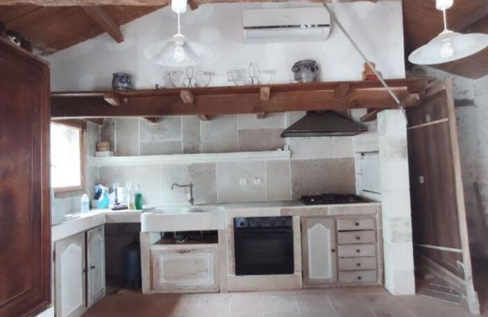 Habitation de caractère à finir de rénover — photo 4