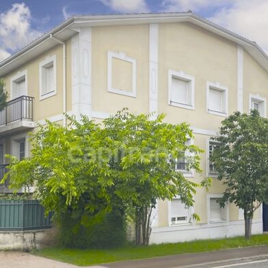 Appartement 3 pièces 225000 €