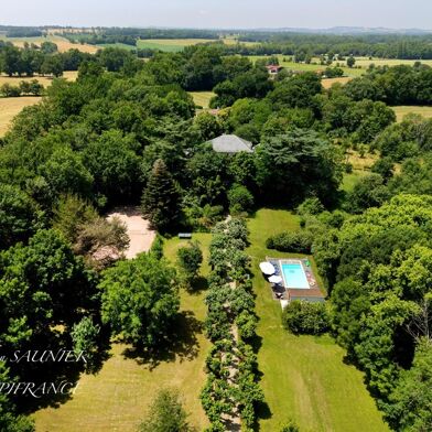 Maison 14 pièces 989000 €