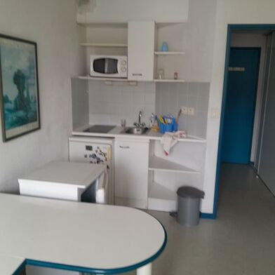 Appartement 1 pièces 450 €