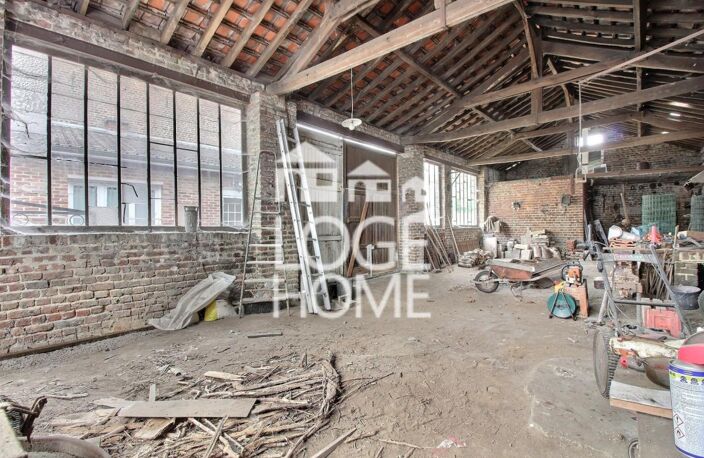 PROPRIÉTÉ COMPRENANT 2 HABITATIONS LOUÉES, UNE FORGE ET UN TERRAIN CONSTRUCTUBLE CENTRE VILLAGE DE VIOLAINES — photo 3