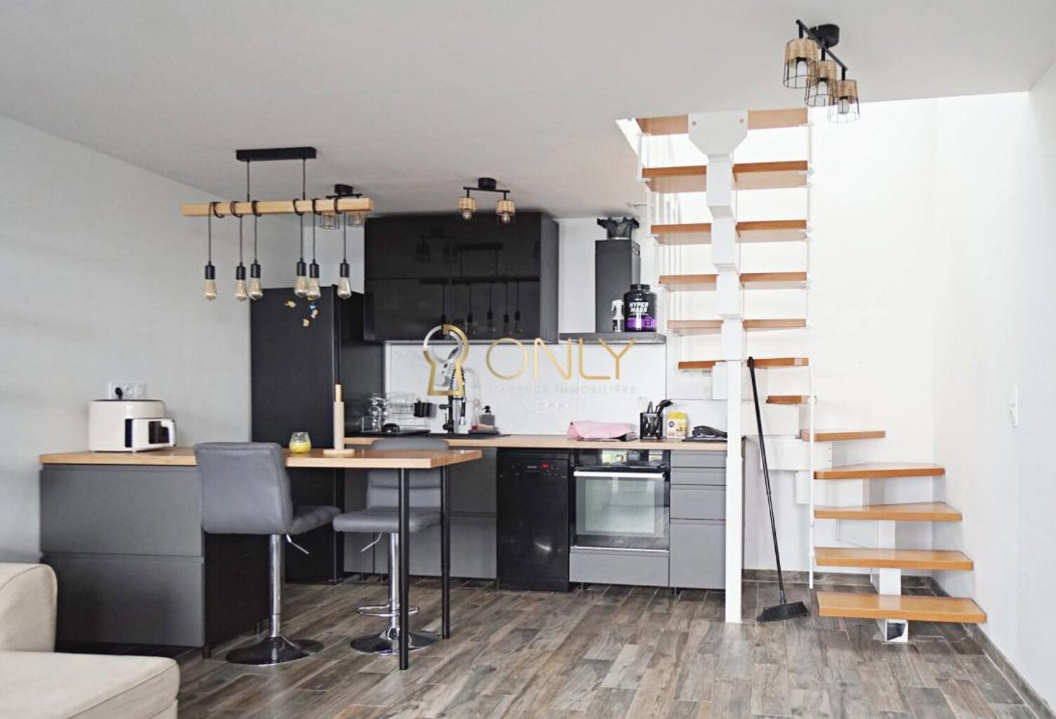 Rillieux-la-Pape - Appartement loué - une chambre — photo 1
