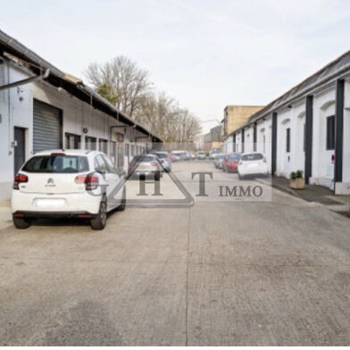 Local industriel  5010 €