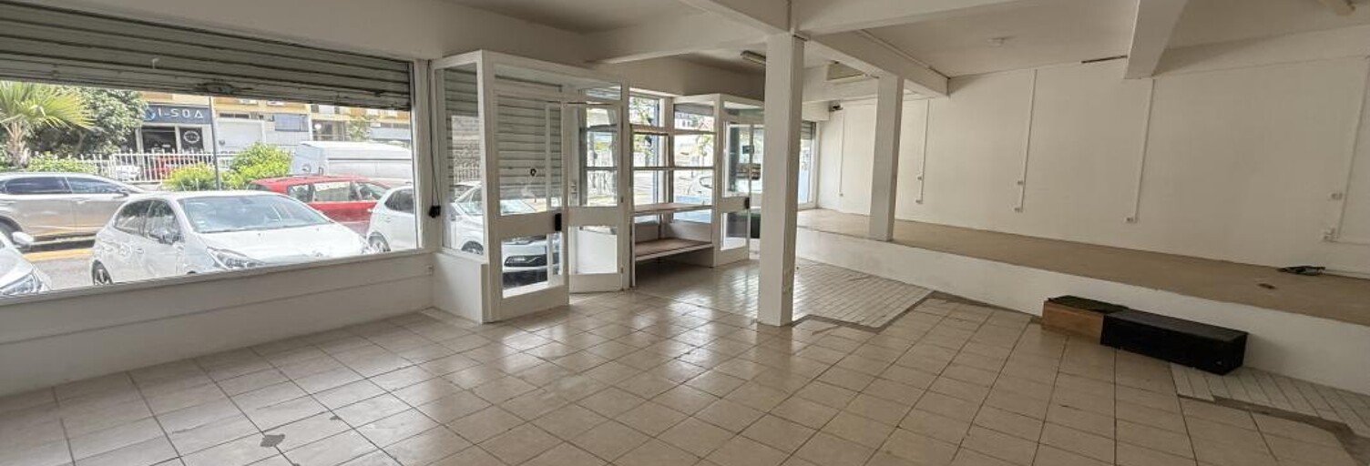 Commerce  80 m² à louer à Saint-Denis (97400)