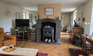 Maison 10 Pièces 270 m² à vendre à Chappes (03390)