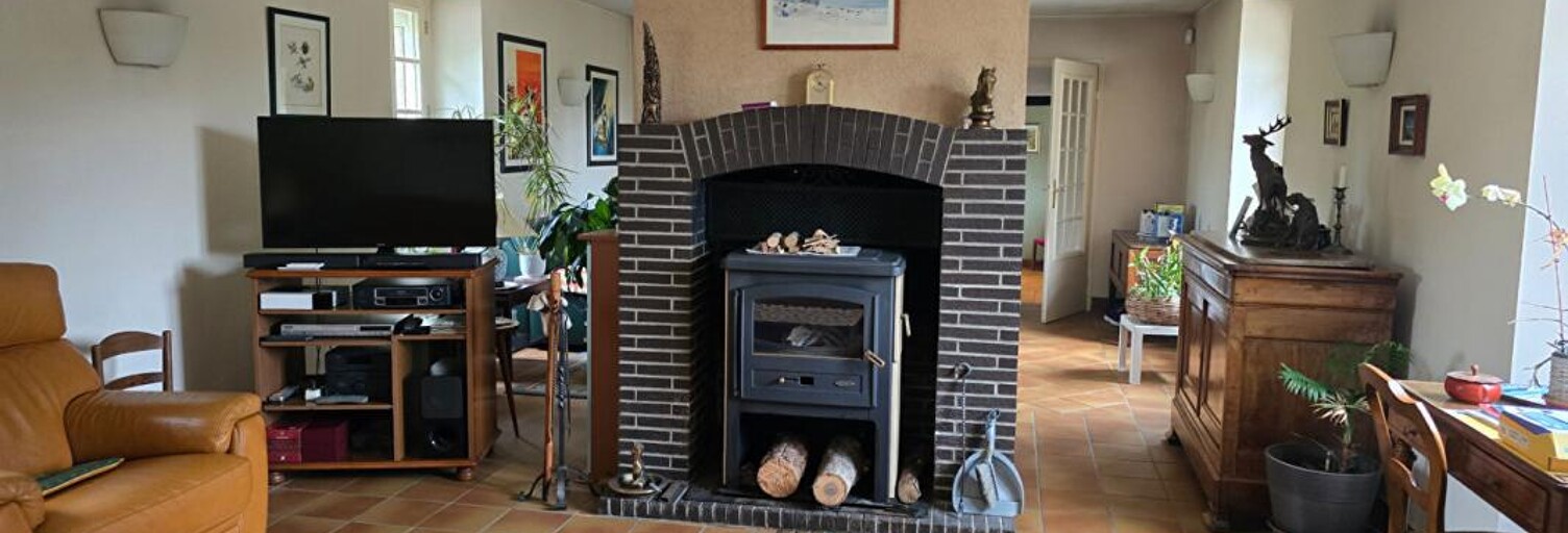 Maison 10 Pièces 270 m² à vendre à Chappes (03390)