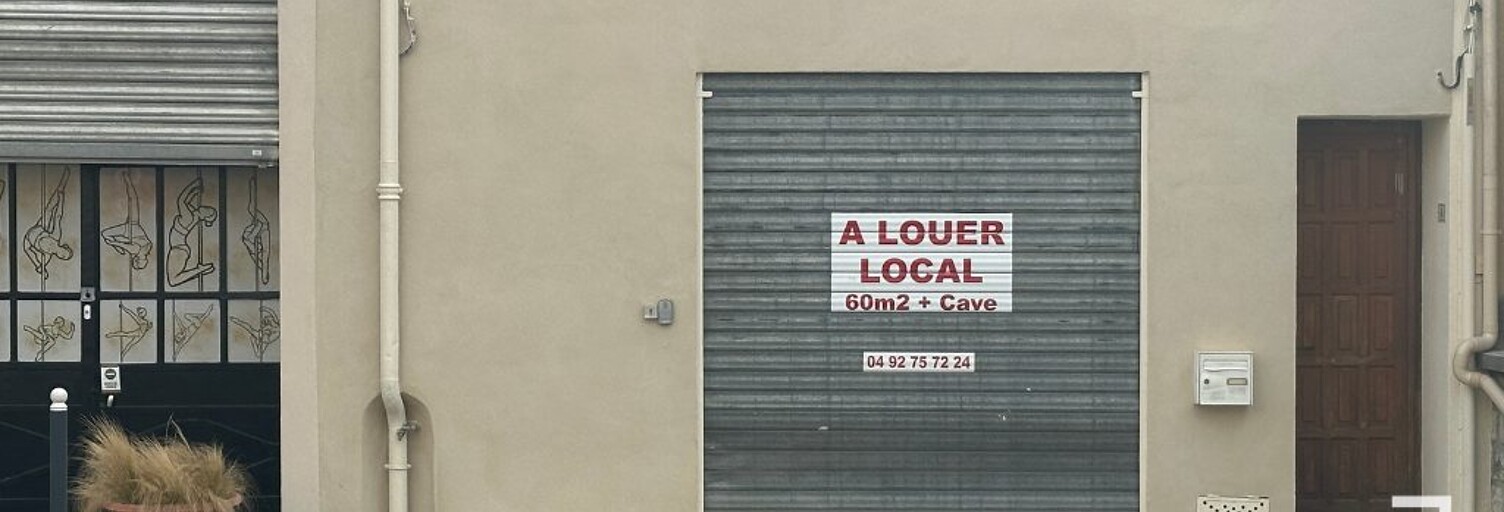 Commerce  70 m² à louer à Volx (04130)