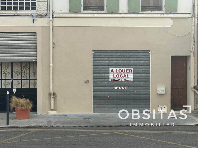 Local commercial — photo 1