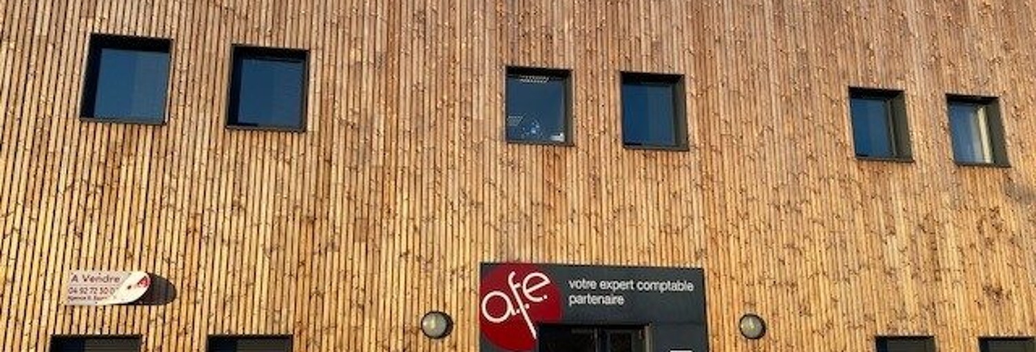 Bureau 1 Pièce 14 m² à louer à Peyruis (04310)