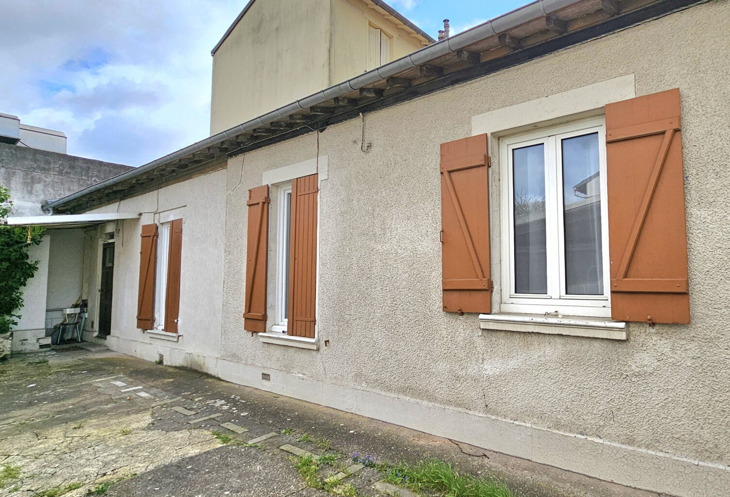 VERSAILLES 78000 Maison de plain pied avec terrasse — photo 1