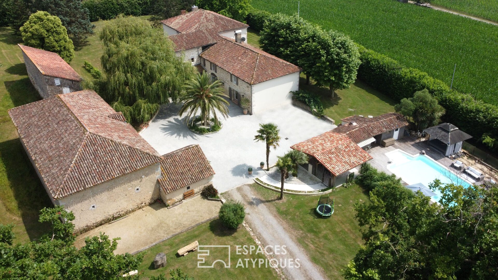 Villa / Maison  T16 à vendre Saint-Aubin 40250