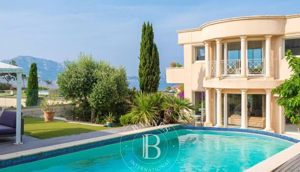 Villa / Maison 8 pièces  à vendre Marseille 7eme 13007