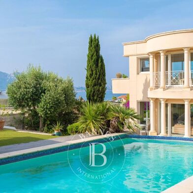 Maison 8 pièces 3495000 €