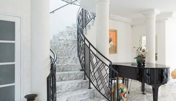 Villa / Maison 8 pièces  à vendre Marseille 7eme 13007