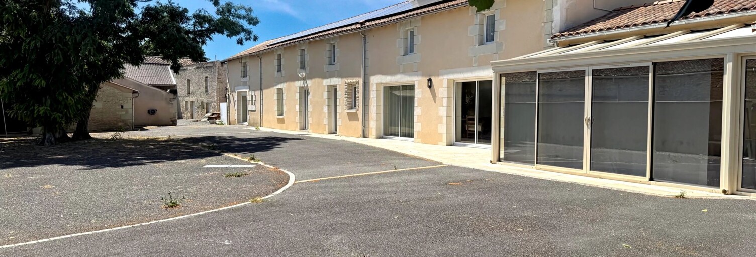 Maison 10 Pièces 298 m² à vendre à Jaunay-Marigny (86130)