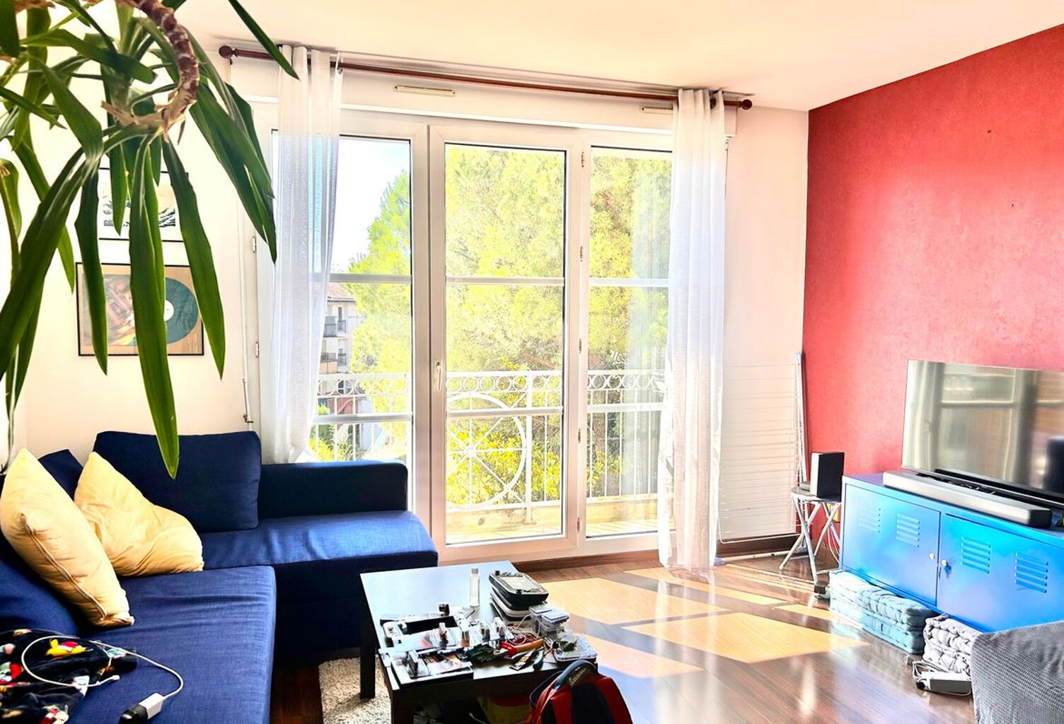 Appartement T2 terrasse et place de parking — photo 1