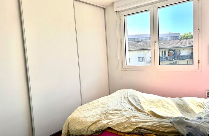 Appartement T2 terrasse et place de parking — photo 3