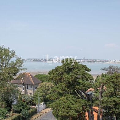 Appartement 4 pièces 148000 €