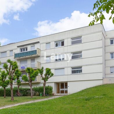 Appartement 5 pièces 220000 €