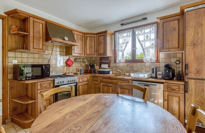 Villa Individuelle dans un quartier résidentiel — photo 3