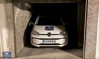 Garage   m² à louer à Tours (37000)