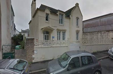 Maison de ville à réaménager — photo du bien