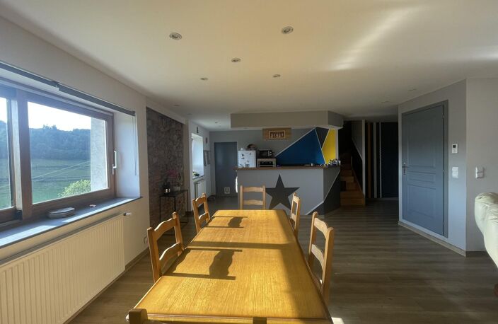 Vente maison 7 pièces 155 m² Thizy-les-Bourgs (69240) — photo 2
