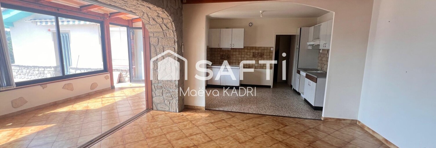 Maison 5 Pièces 115 m² à vendre à Saint-Jean-de-Galaure (26240)