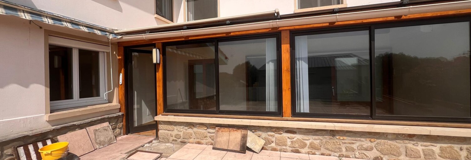 Maison 5 Pièces 115 m² à vendre à Saint-Jean-de-Galaure (26240)