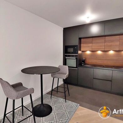 Appartement 2 pièces 243000 €