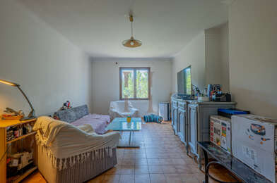 Appartement 3 pièces 218400 €