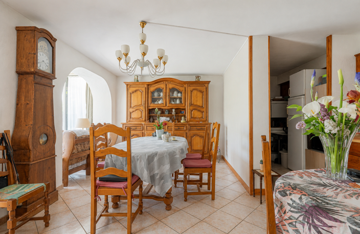 PLAN-DE-GRASSE   T3 88 M2   JARDIN PRIVATIF 620 M2   GARAGE — photo 4
