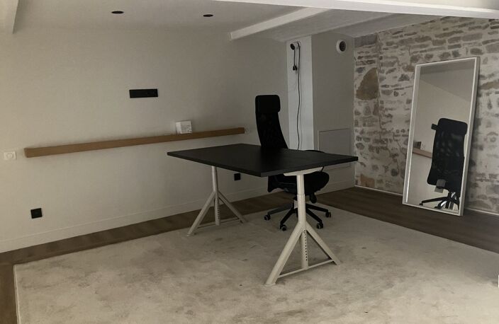 Local commercial — photo 5